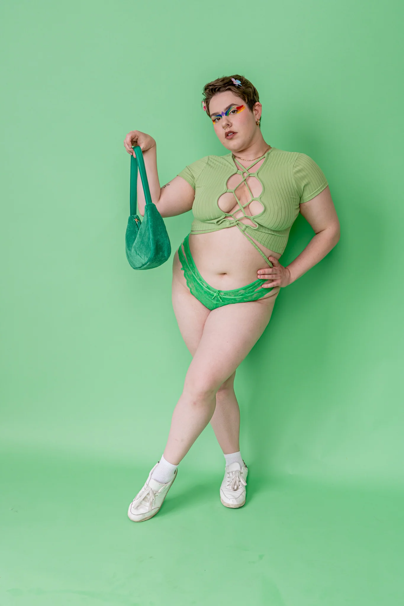 Green Scalloped-Lace Thong - Image 3