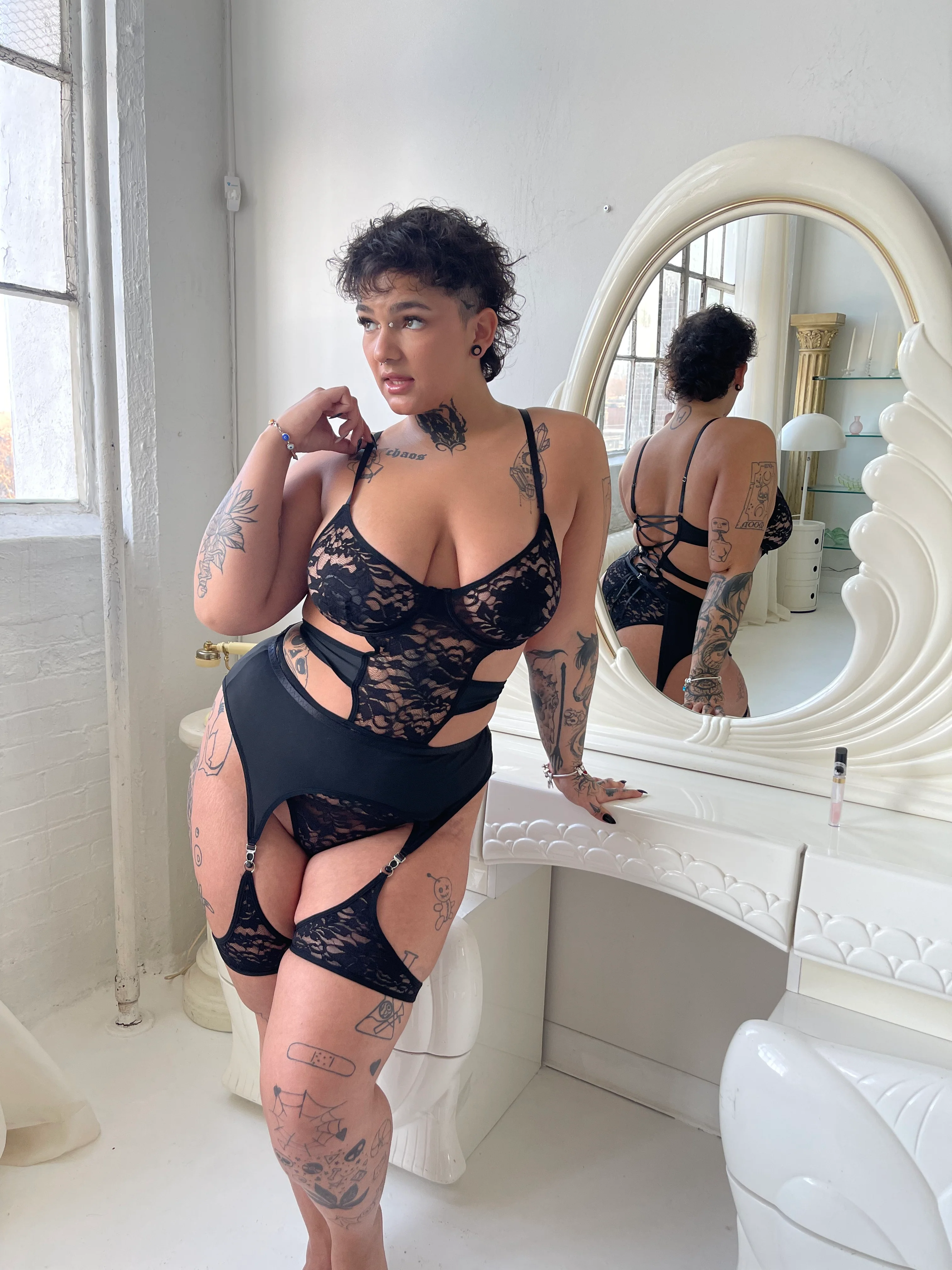 Unlace-Me Garter Bodysuit (2-Piece) - Image 10